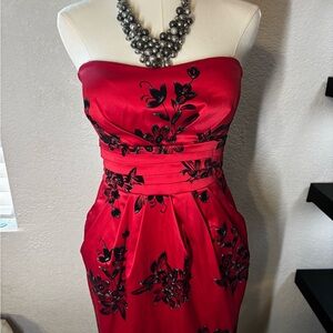 Snap Red and Black Strapless Sheath Cocktail Dress